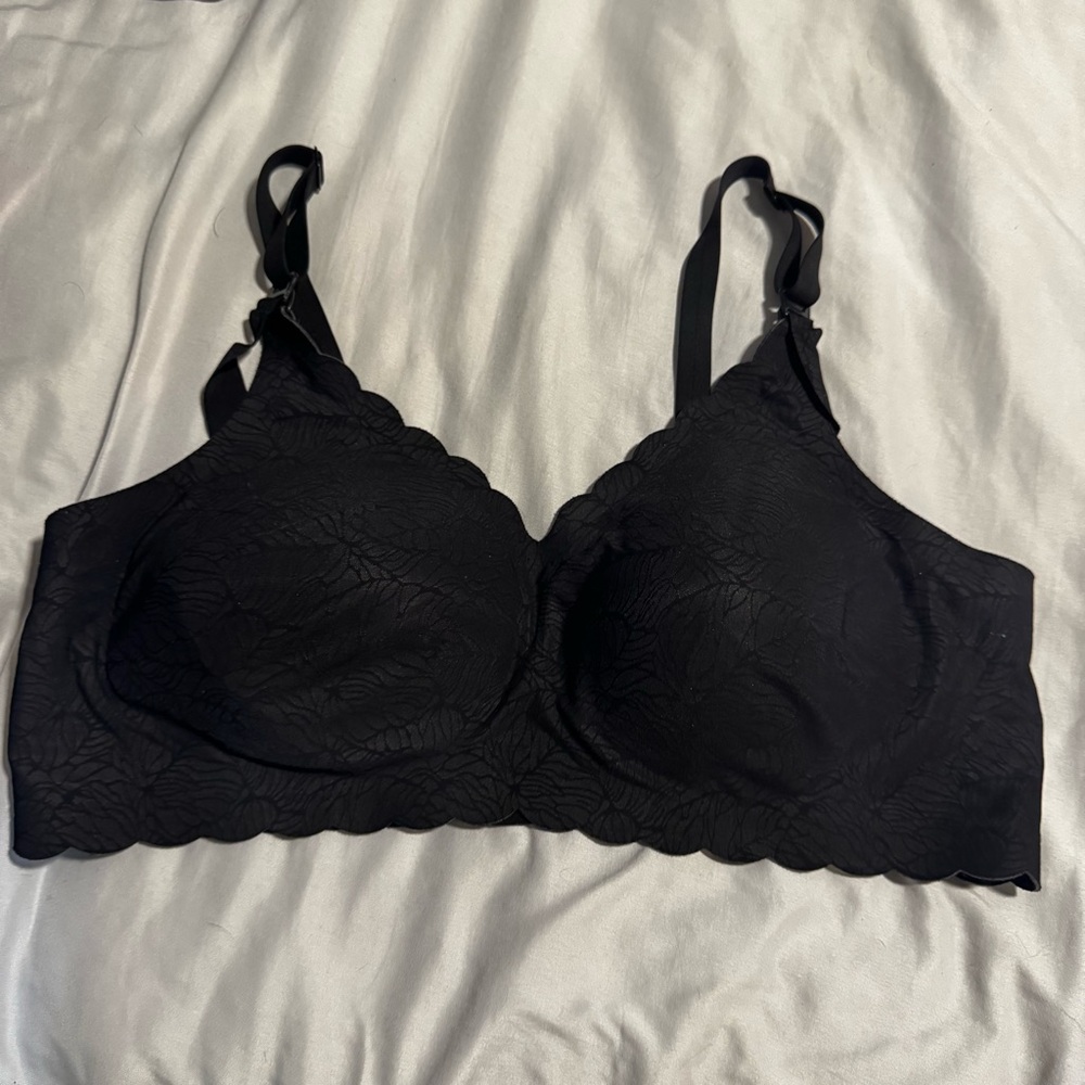 Black nursing‎ bra size XL